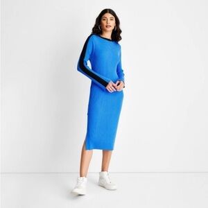 Future Collective w/ Kahlana Barfield Brown Side Button Sweater Dress
NWT